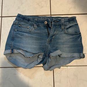 Short jeans